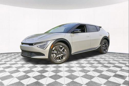 2025 Kia EV6 Light Long Range