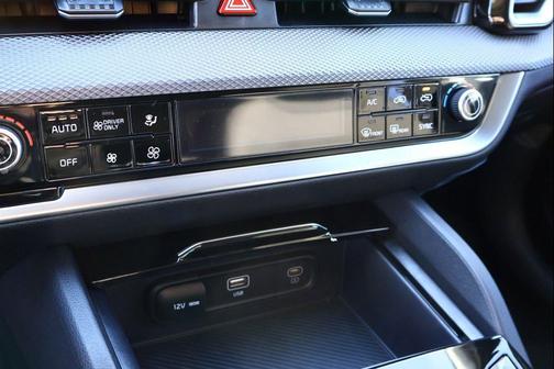 2025 Kia Sportage Hybrid LX