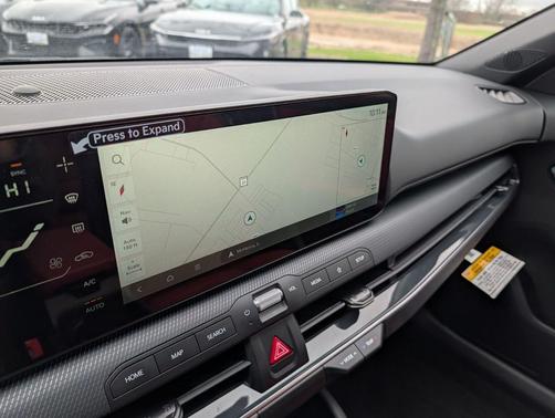 Snow White Pearl 2026 Kia K4 GT-Line Turbo