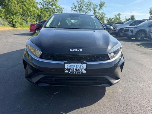 Aurora Black 2023 Kia Forte LXS