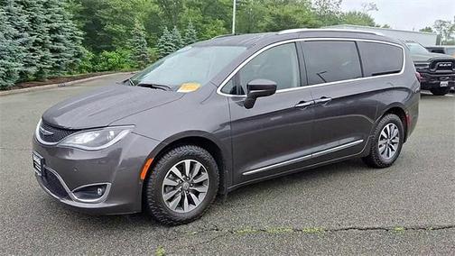 2020 Chrysler Pacifica Touring-L Plus