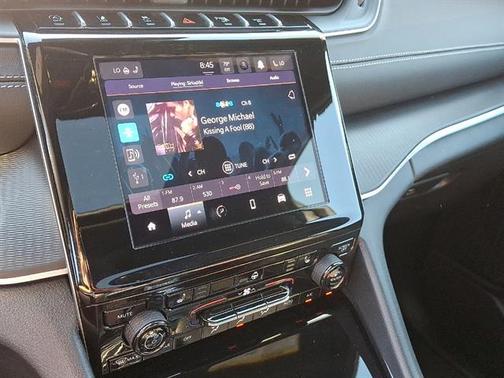Diamond Black 2025 Jeep Grand Cherokee L Laredo