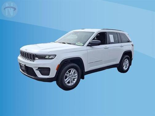 Diamond Black 2025 Jeep Grand Cherokee Laredo