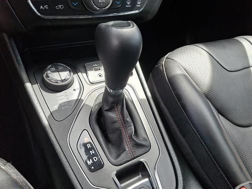 Blue 2022 Jeep Cherokee Trailhawk