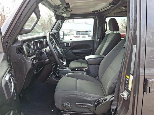 Granite Crystal Clearcoat Metallic 2022 Jeep Wrangler Unlimited Sport