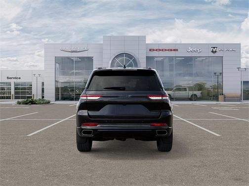 2025 Jeep Grand Cherokee Summit