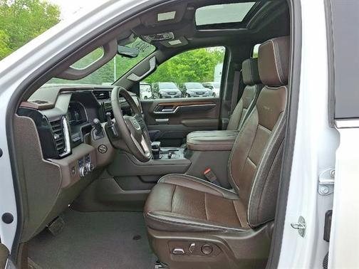 White 2023 GMC Sierra 1500 Denali