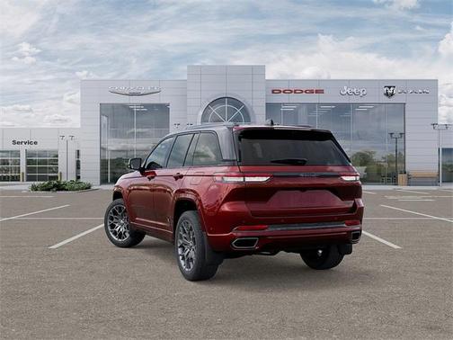 2025 Jeep Grand Cherokee Summit