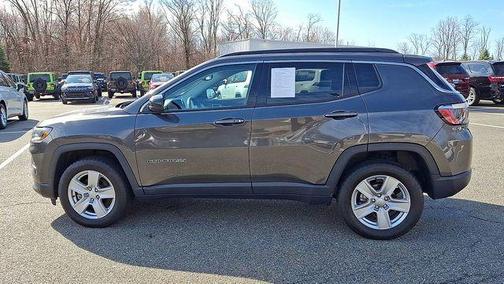 Granite Crystal Clearcoat Metallic 2022 Jeep Compass Latitude