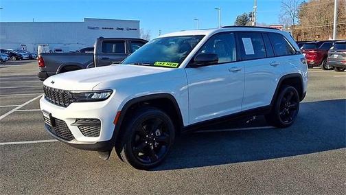2024 Jeep Grand Cherokee Laredo