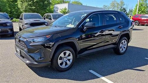 2022 Toyota RAV4 LE