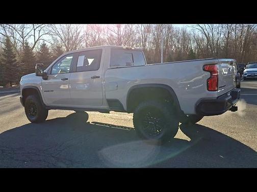 2026 Chevrolet Silverado 2500 ZR2