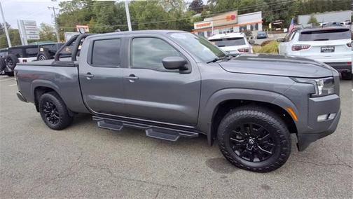 2023 Nissan Frontier SV
