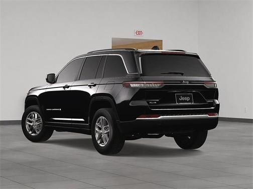2025 Jeep Grand Cherokee Laredo X