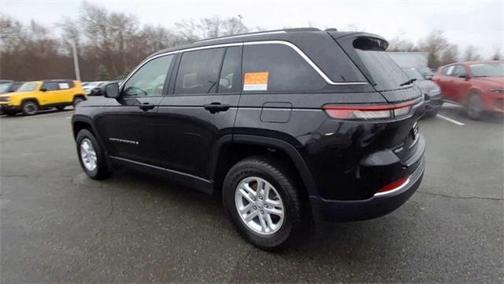 2022 Jeep Grand Cherokee Laredo