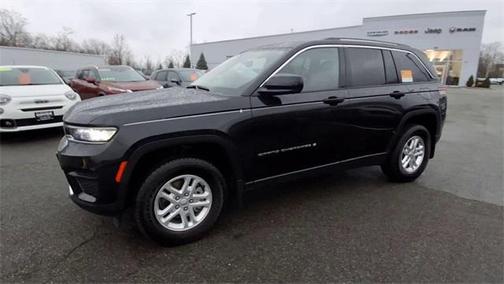 2022 Jeep Grand Cherokee Laredo