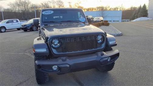 2024 Jeep Gladiator Sport