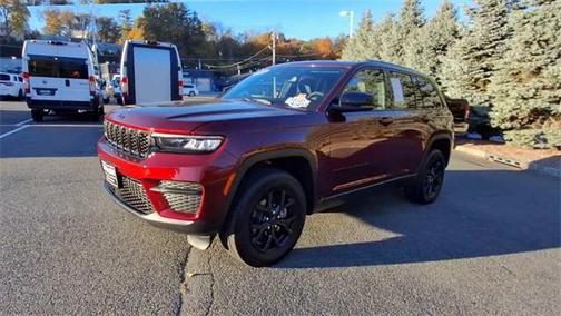 2024 Jeep Grand Cherokee Laredo