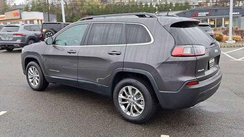 Granite Crystal Clearcoat Metallic 2022 Jeep Cherokee Latitude Lux