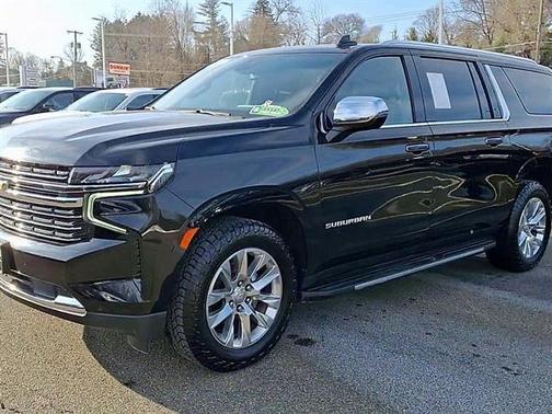 2023 Chevrolet Suburban Premier
