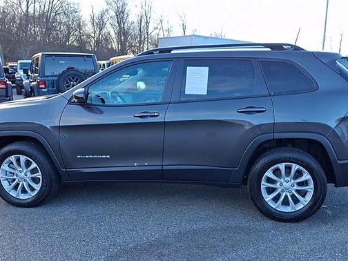 2022 Jeep Cherokee Latitude Lux