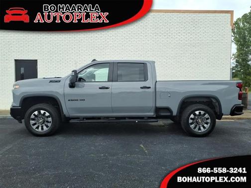 Slate Gray Metallic 2024 Chevrolet Silverado 2500 Custom