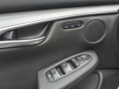 2025 INFINITI QX50 Luxe AWD