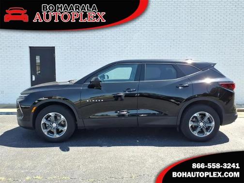 Black 2025 Chevrolet Blazer 2LT