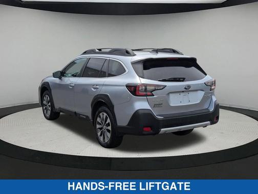 Ice Silver Metallic 2023 Subaru Outback Limited XT