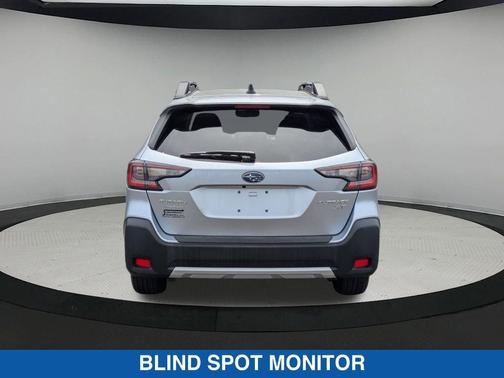 Ice Silver Metallic 2023 Subaru Outback Limited XT