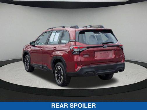 2025 Subaru Forester Base