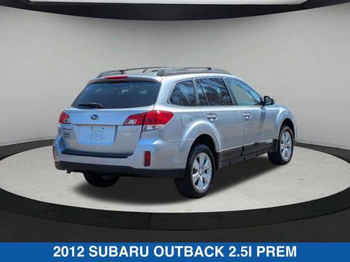 Ice Silver Metallic 2012 Subaru Outback 2.5i Premium