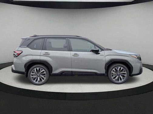 2025 Subaru Forester Hybrid Premium