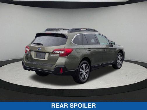 Wilderness Green Metallic 2019 Subaru Outback 2.5i Limited