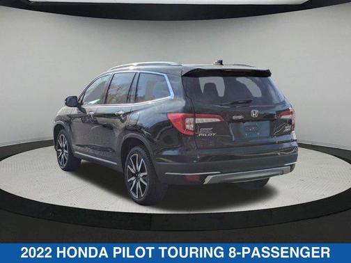 2022 Honda Pilot Touring 8-Passenger