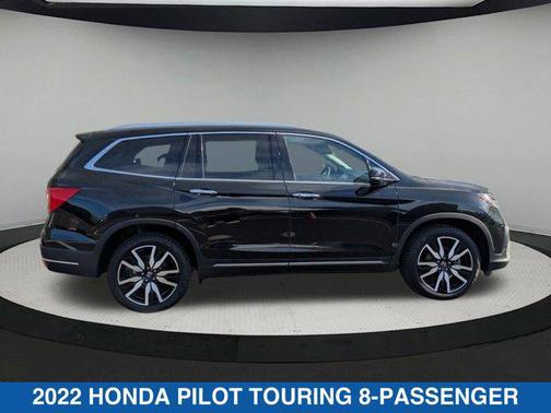 2022 Honda Pilot Touring 8-Passenger
