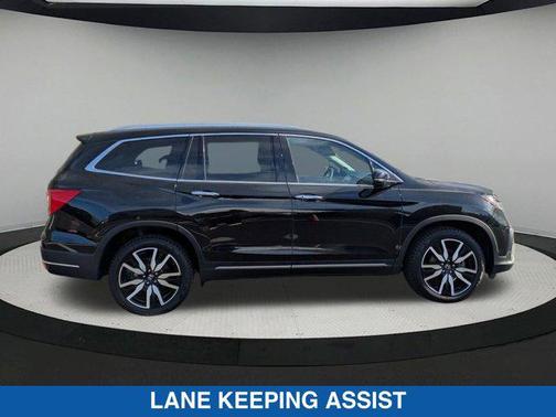 2022 Honda Pilot Touring 8-Passenger