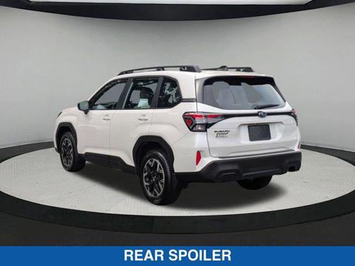 2025 Subaru Forester Base