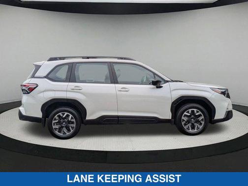 2025 Subaru Forester Base