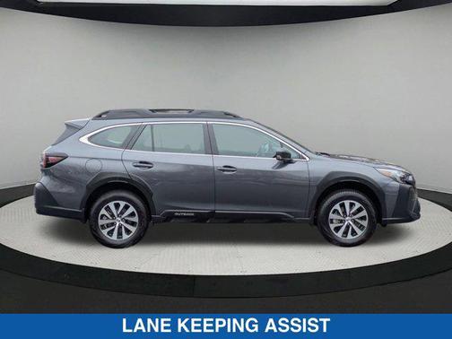 2025 Subaru Outback Base