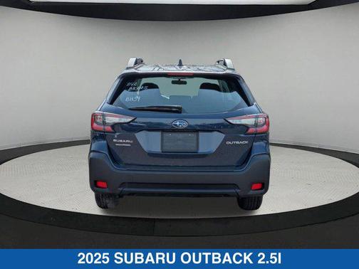 2025 Subaru Outback Base