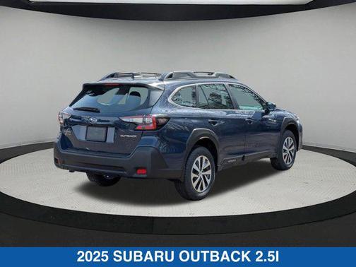 2025 Subaru Outback Base