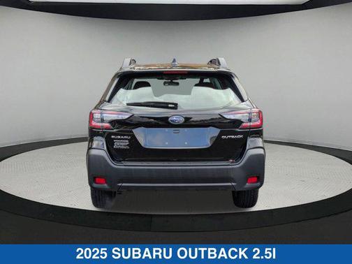 2025 Subaru Outback Base