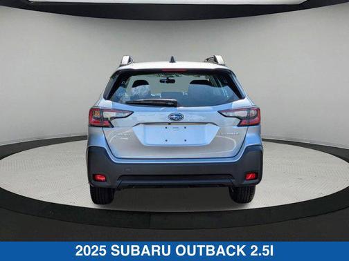 2025 Subaru Outback Base