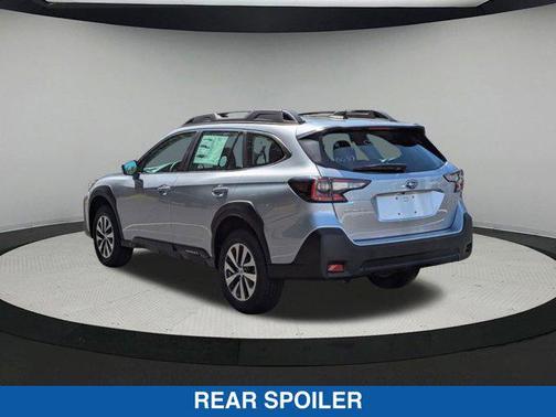 2025 Subaru Outback Base