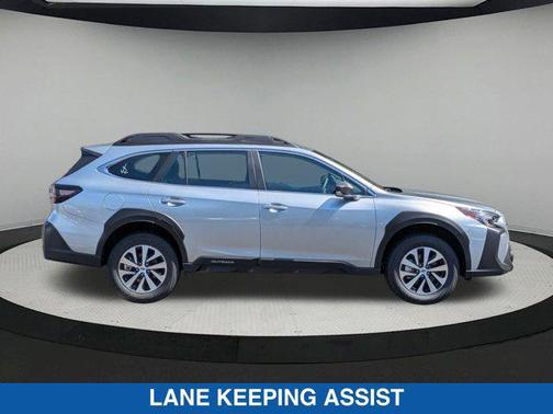 2025 Subaru Outback Base