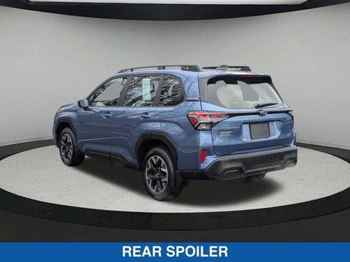 2025 Subaru Forester Base