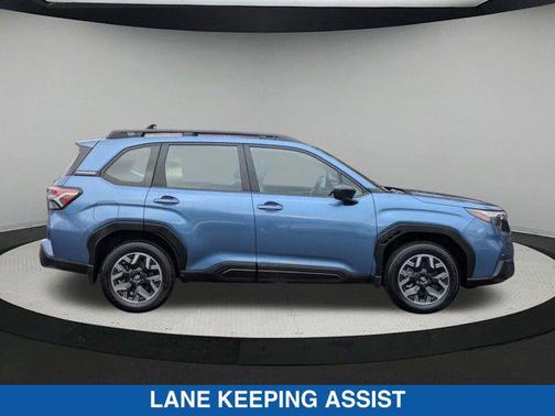 2025 Subaru Forester Base