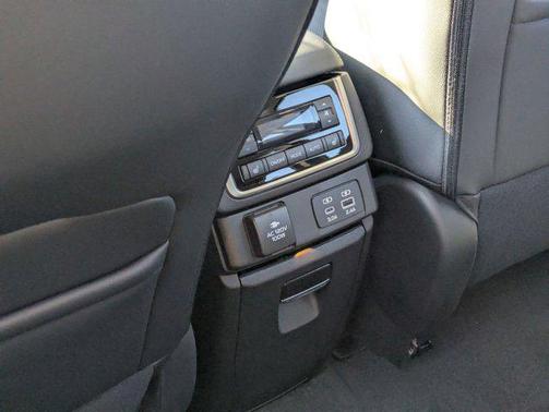 2025 Subaru Ascent Touring 7-Passenger