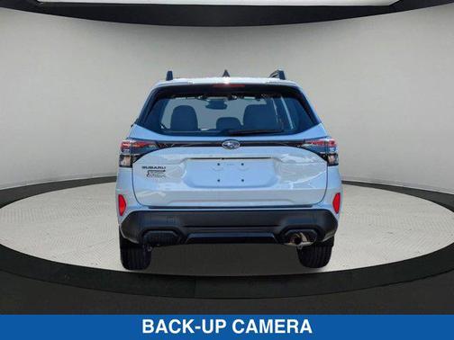 2025 Subaru Forester Base